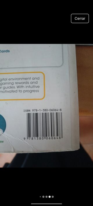 Libro de inglés de segundo de primaria.