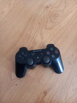 PS3 (PlayStation 3) 160GB - Buen estado con mando