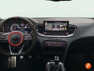 Kia Ceed 1.6 T-GDi 150kW (204CV) GT