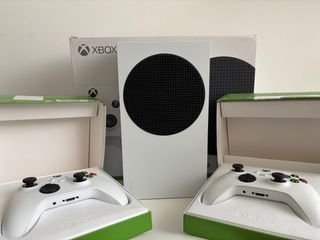 Xbox Series S blanca - 2 mandos