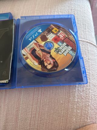 3 Juegos PS4 - GTA V, Red Dead 2, NFS