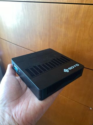 Mini PC SOYO M2 6GB RAM - 64GB de memoria.