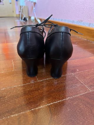 Zapatos baile Begoña Cervera negros