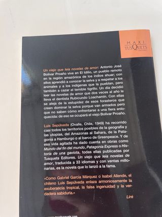 Un viejo que leía novelas de amor (Spanish Edit...