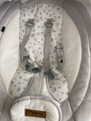 Hamaca Bebé Momi con Música