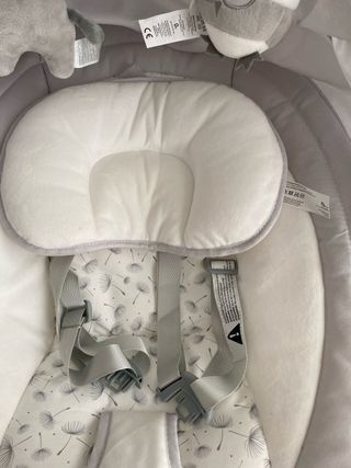 Hamaca Bebé Momi con Música