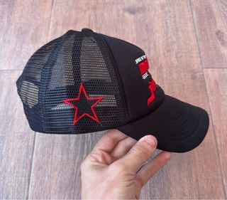 Gorra negra