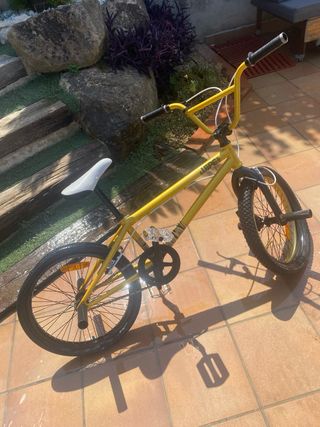 BMX Amarilla