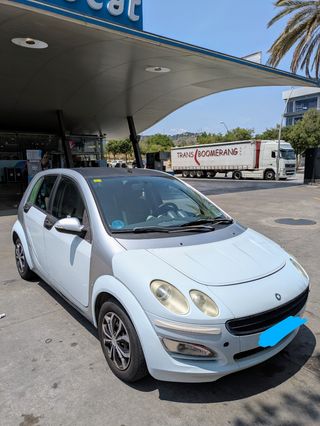SMART FORFOUR 