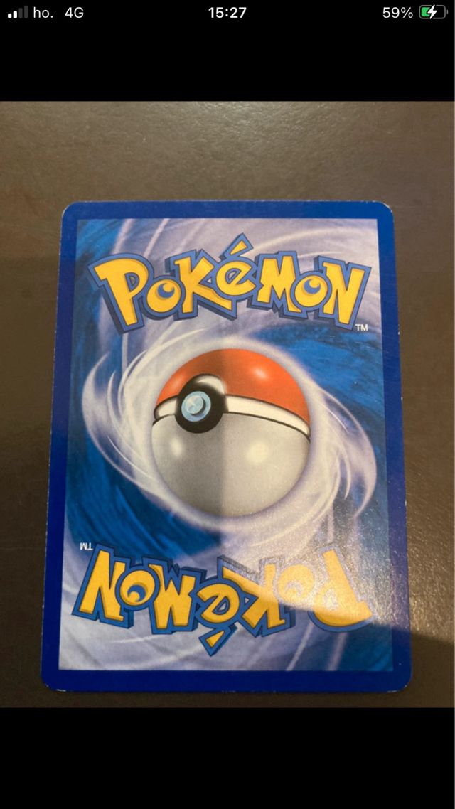 Carta . Pokémon . Pawniard . 081/101