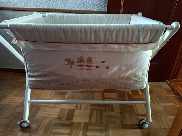 Minicuna Naf Naf impecable