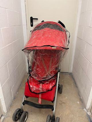 Silla paseo Cybex Onyx roja