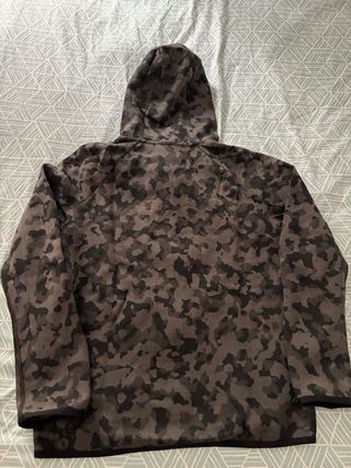 Chaqueta Nike Tech Fleece camuflaje talla S