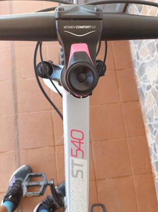 Bicicleta MTB Rockrider ST 540 Talla M 27,5