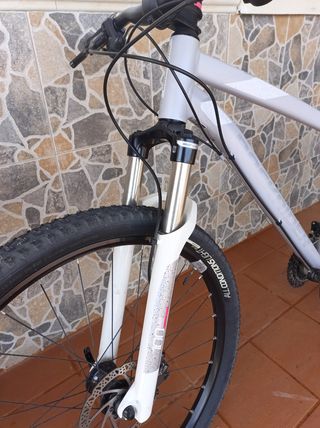 Bicicleta MTB Rockrider ST 540 Talla M 27,5
