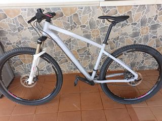 Bicicleta MTB Rockrider ST 540 Talla M 27,5