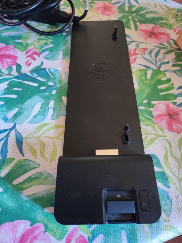 Base HP Ultraslim 2013