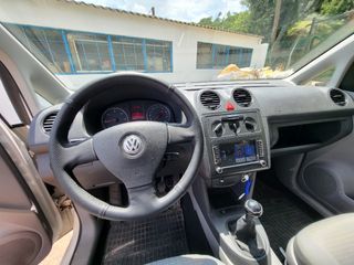 Volkswagen Caddy 2009