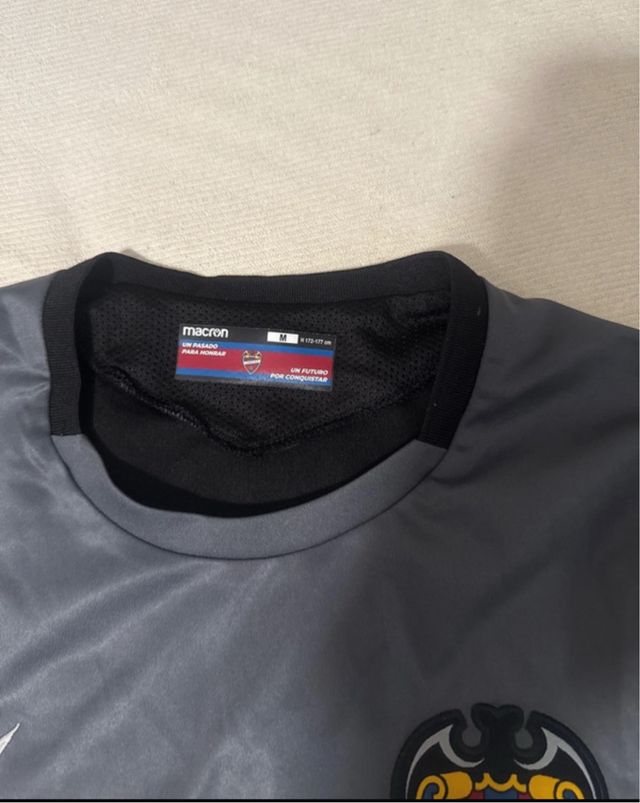 Camiseta Levante Macron M - Manga Larga