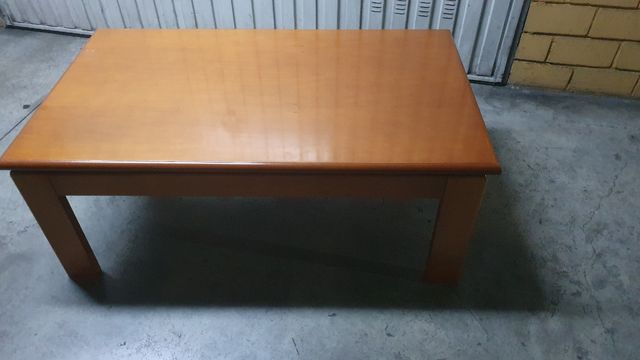 Mesa centro madera maciza