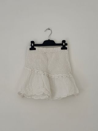 Falda blanca verano
