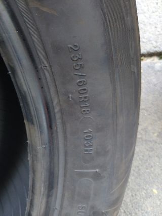 Neumáticos 235/60 R18 usados