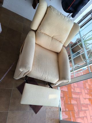 Sillón reclinable beige eléctrico