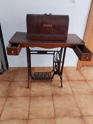 Máquina coser Sigma antigua