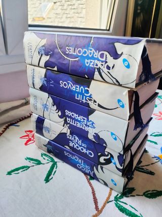 Colección Juego Tronos 1-5. Ed. Lujo. Gigamesh.
