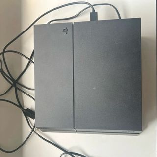 PS4 (PlayStation 4) 1TB + 3 Controller