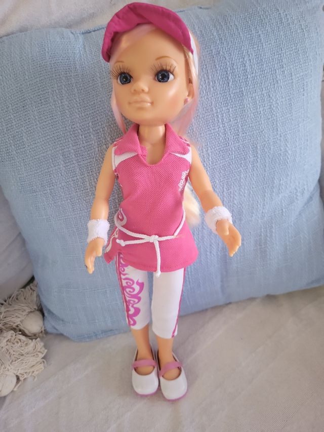 Muñeca Nancy deportiva