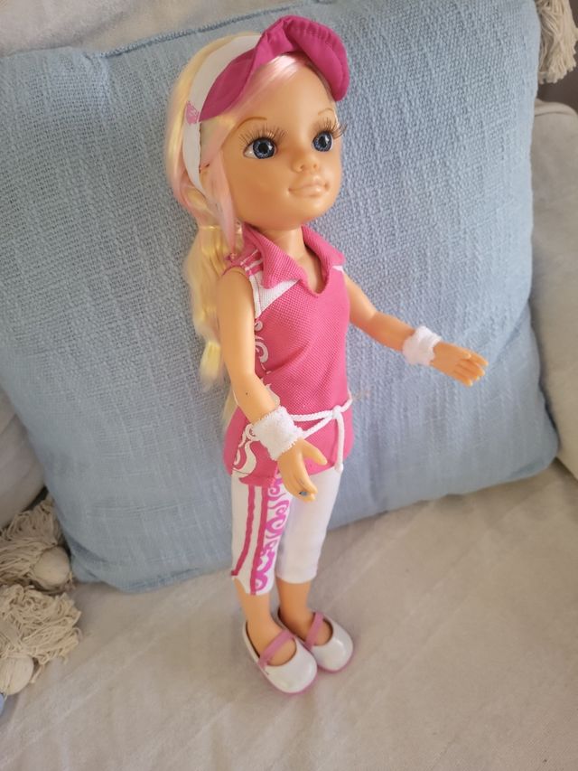 Muñeca Nancy deportiva