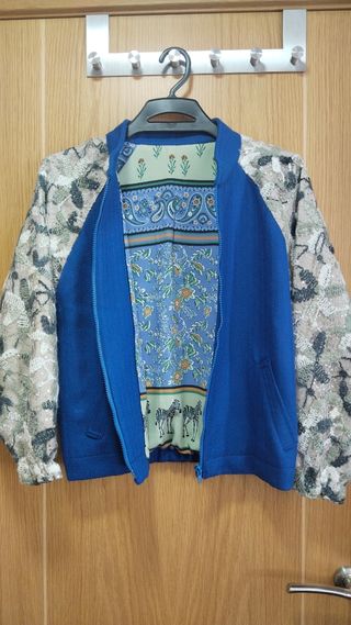 Chaqueta azul y gris mujer