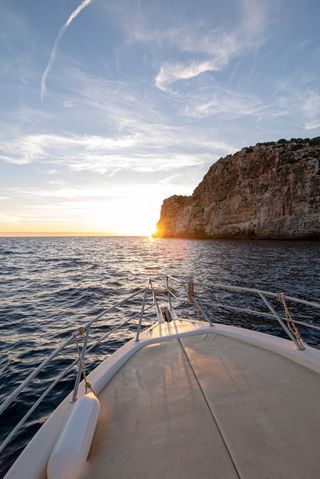 Excursiones en barca desde: