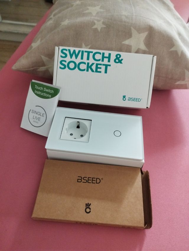 Interruptor táctil & enchufe aSeed