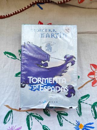 Tormenta de Espadas. Ed. Lujo. Juego de Tronos.