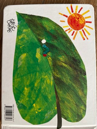 La pequeña oruga glotona cartoné mediana (Spani...