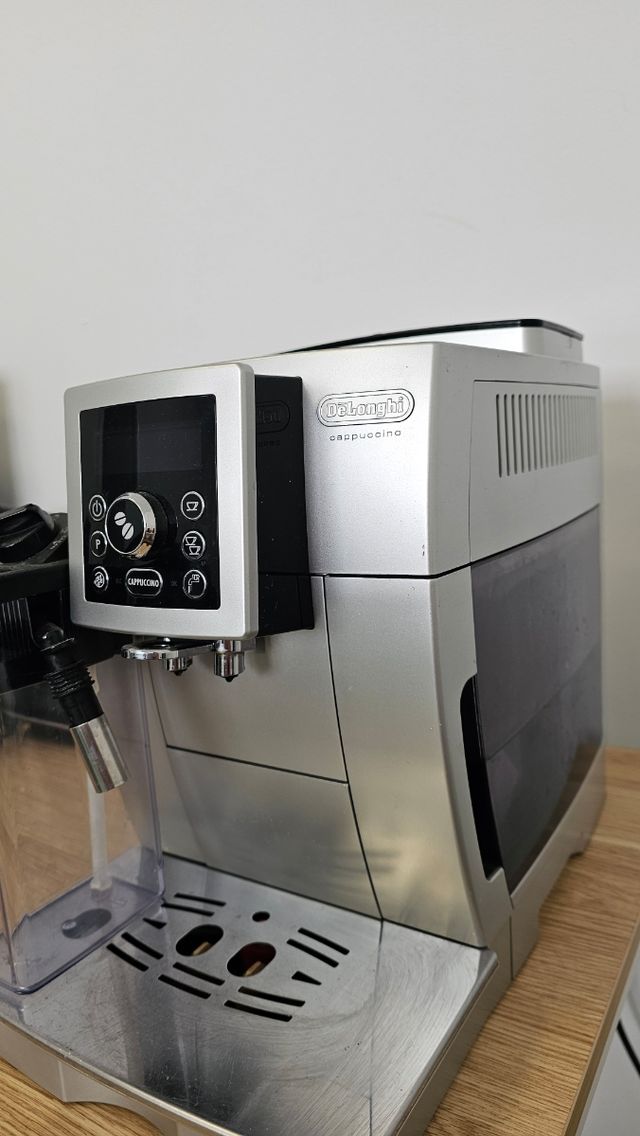 Cafetera super automática Delonghi Cappuccino
