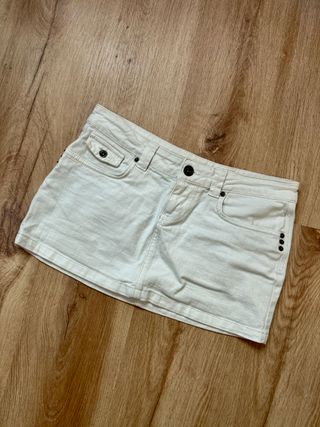 Minifalda vaquera blanca Y2K - Talla L
