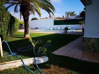 Alquiler vacacional  Villa para 8 personas  Oferta