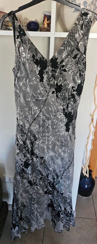 Abito lungo seta elegante grigio nero