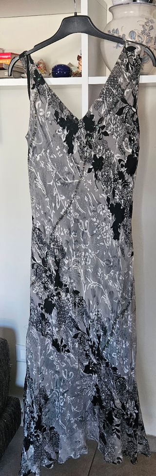 Abito lungo seta elegante grigio nero