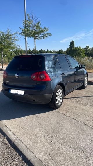 Volkswagen Golf 2005