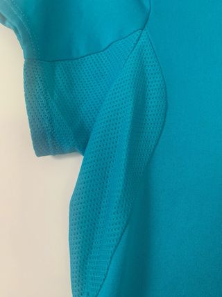 Camiseta Quechua turquesa deporte