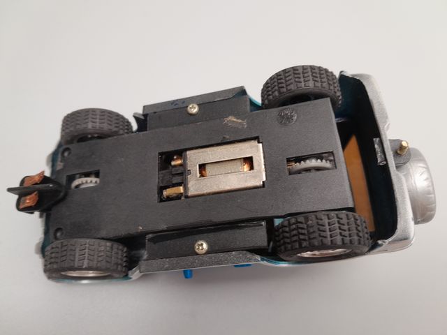 Coche escala Mitsubishi Pajero