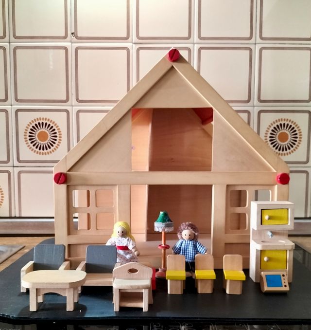 Casa madera muñecas vintage