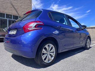 Peugeot 208 2014