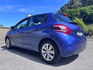 Peugeot 208 2014