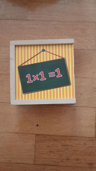 Flashcards in legno per imparare tabelline