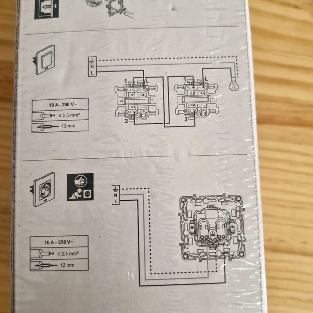 5 Interruptores LEGRAND Niloé